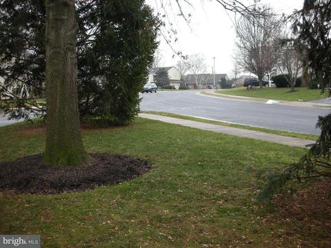 417 Springfield Ct, Lititz, PA 17543 photo 25