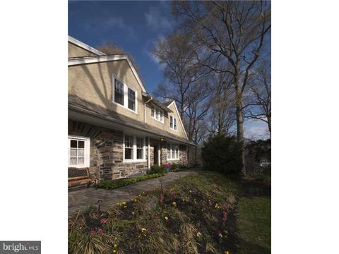 319 Bent Rd, Wyncote, PA 19095 photo 2