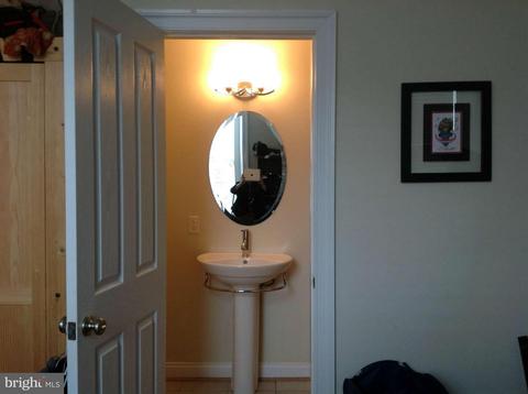2124 Baltimore St, Baltimore, MD 21231 photo 19
