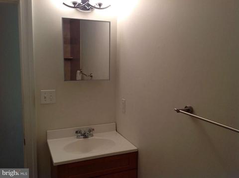 2124 Baltimore St, Baltimore, MD 21231 photo 27