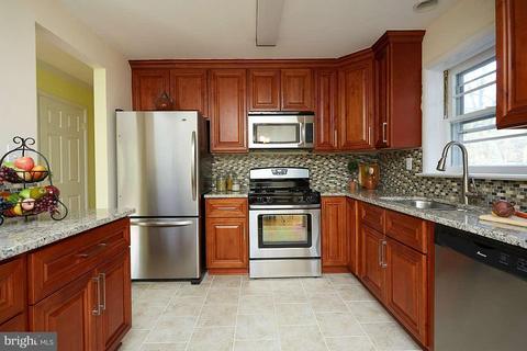 11508 Soward Dr, Silver Spring, MD 20902 photo 4
