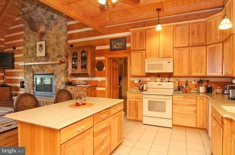 794 Erikasview Dr, Westminster, MD 21158 photo 9