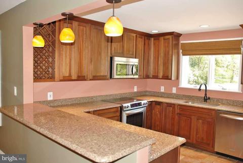 17221 Donora Rd, Silver Spring, MD 20905 photo 9