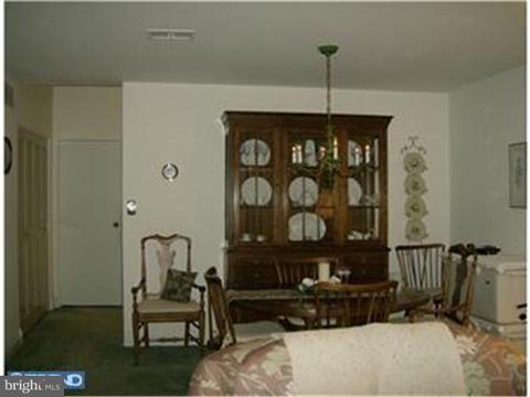 910 Bromley Est, Pine Hill, NJ 08021 photo 2