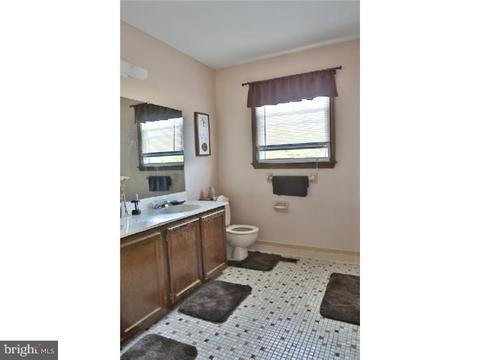 27 Millstone Dr, Shamong, NJ 08088 photo 17