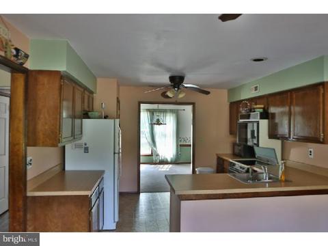 27 Millstone Dr, Shamong, NJ 08088 photo 8