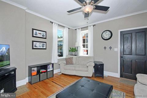 243 6th St, Frederick, MD 21701 photo 4