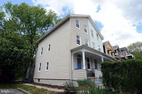 1404 Union Ave, Baltimore, MD 21211 photo 2