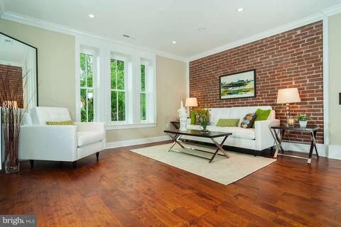 128 18th St SE #1, Washington, DC 20003 photo 3