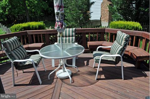 9364 Kings Post Ct, Laurel, MD 20723 photo 15