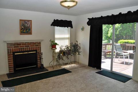 9364 Kings Post Ct, Laurel, MD 20723 photo 7