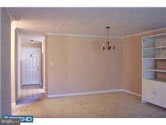 274 Valley Stream Ln, Chesterbrook, PA 19087 photo 4
