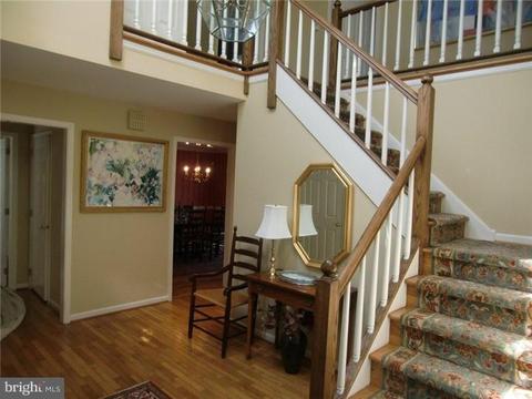 209 Hedgemere Dr, Devon, PA 19333 photo 2