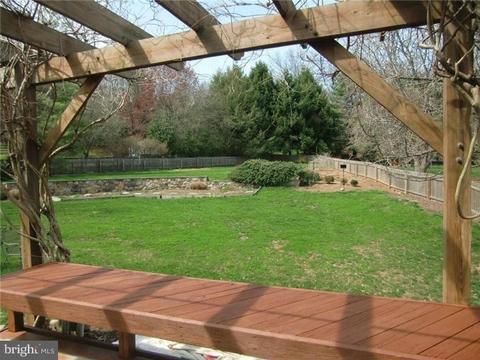 209 Hedgemere Dr, Devon, PA 19333 photo 14