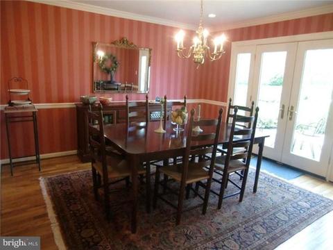 209 Hedgemere Dr, Devon, PA 19333 photo 6
