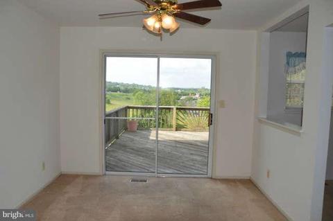 360 Logan Dr, Westminster, MD 21157 photo 4