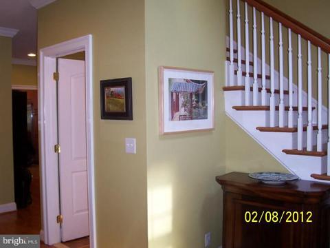 317 Oakwood Ln, Devon, PA 19333 photo 2
