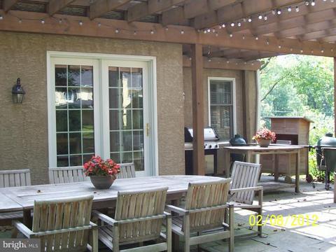 317 Oakwood Ln, Devon, PA 19333 photo 23