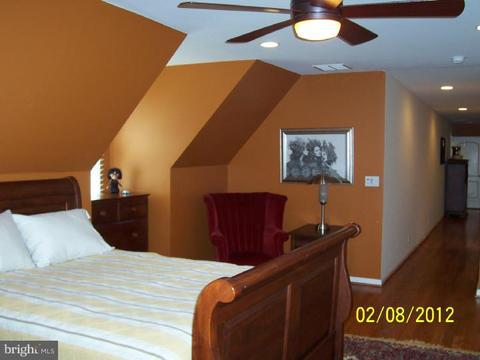 317 Oakwood Ln, Devon, PA 19333 photo 10