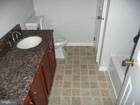 23319 Barth Spring Ln, Smithsburg, MD 21783 photo 8