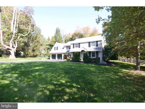 213 Sunset Rd, Wayne, PA 19087 photo 2