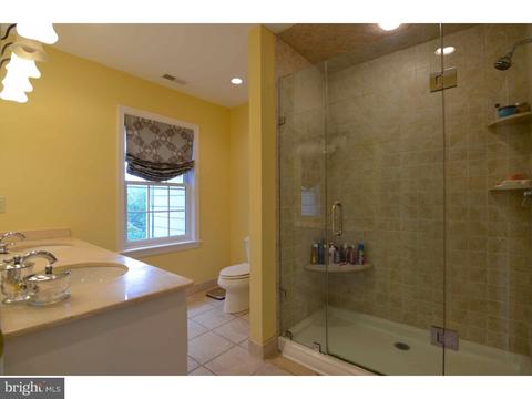 213 Sunset Rd, Wayne, PA 19087 photo 16