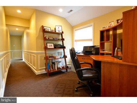 213 Sunset Rd, Wayne, PA 19087 photo 13