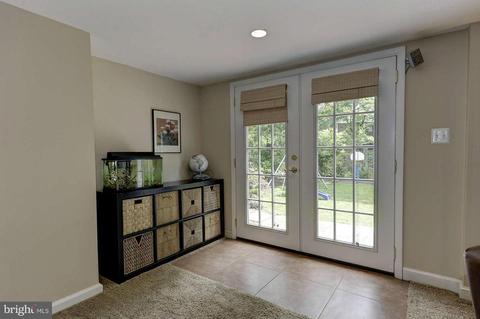 100 Hamilton Ave E, Silver Spring, MD 20901 photo 22