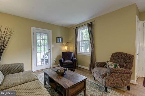 100 Hamilton Ave E, Silver Spring, MD 20901 photo 8
