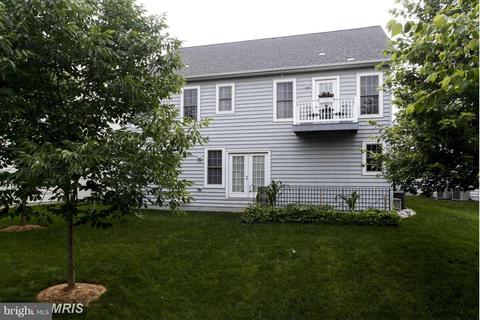 8630 Far Fields Way, Laurel, MD 20723 photo 2
