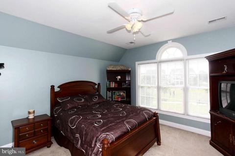 8630 Far Fields Way, Laurel, MD 20723 photo 3