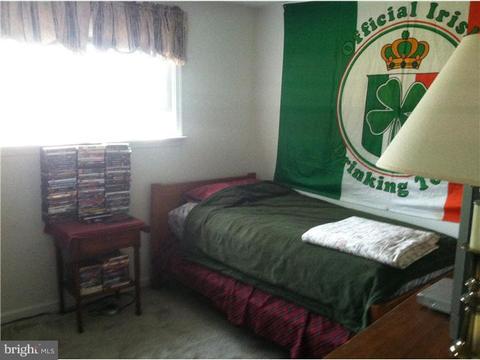 4540 Pilgrim Ln, Upper Chichester, PA 19061 photo 11