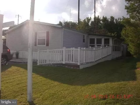 6 Tearose Dr, Middle River, MD 21220 photo 5