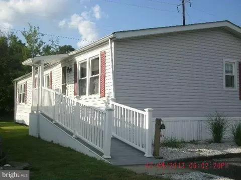 6 Tearose Dr, Middle River, MD 21220 photo 1