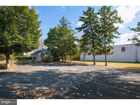 407 Crown Point Rd, Thorofare, NJ 08086 photo 12