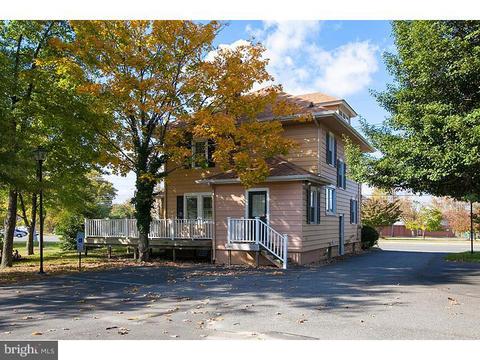 407 Crown Point Rd, Thorofare, NJ 08086 photo 2