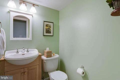 6003 Meriwether Ln, Springfield, VA 22150 photo 24