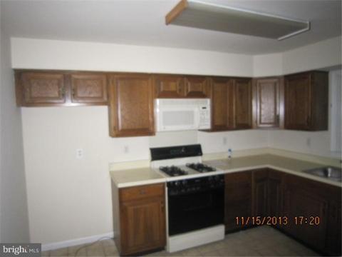 17 Millstream Dr, Mount Laurel, NJ 08054 photo 9