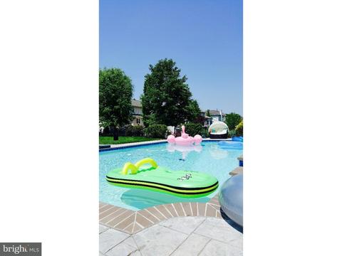 24 Cattail Dr, Mount Laurel, NJ 08054 photo 4
