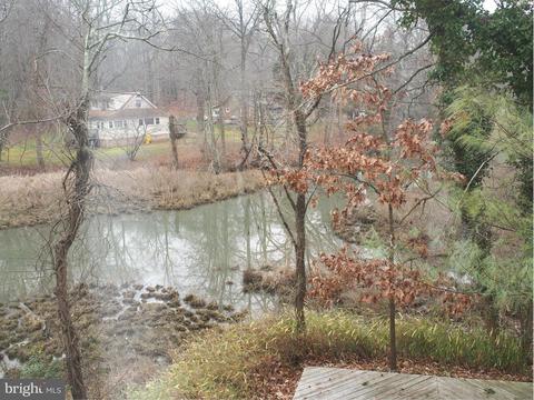 3910 W Shore Dr, Edgewater, MD 21037 photo 1
