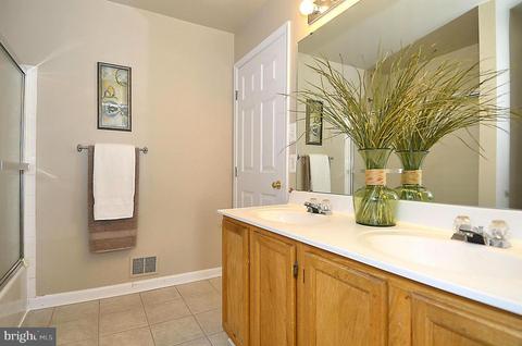 6405 Racetec Ct, Springfield, VA 22150 photo 19