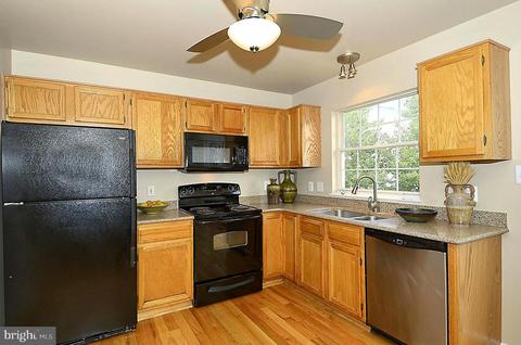 6405 Racetec Ct, Springfield, VA 22150 photo 12