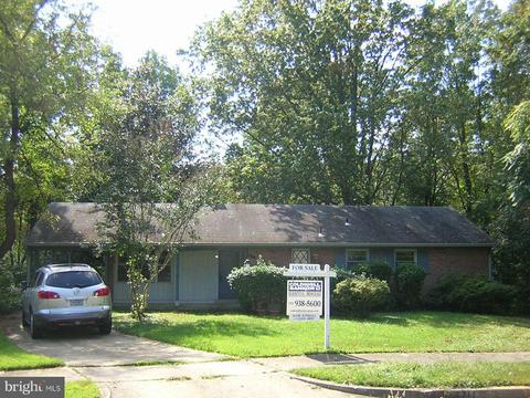 6711 Kenmont Pl, Springfield, VA 22152 photo 3