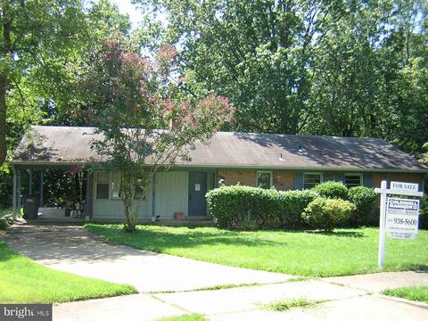 6711 Kenmont Pl, Springfield, VA 22152 photo 1