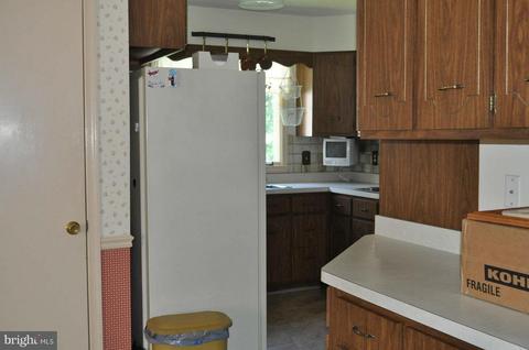 3213 Riverview Dr, Triangle, VA 22172 photo 7
