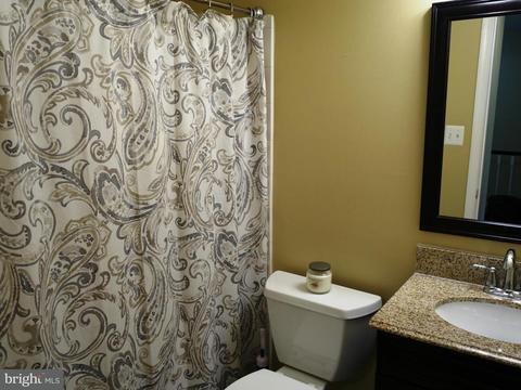 8610 Western Oak Dr, Springfield, VA 22153 photo 14