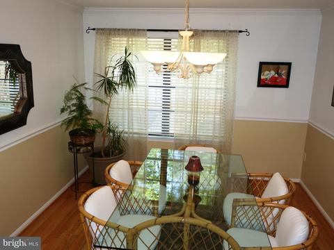 8610 Western Oak Dr, Springfield, VA 22153 photo 11