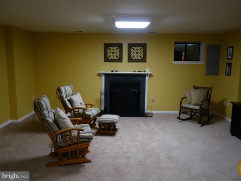 8610 Western Oak Dr, Springfield, VA 22153 photo 23