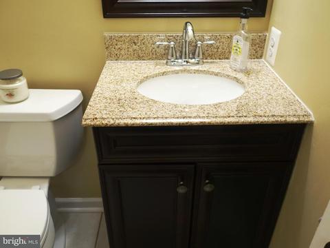 8610 Western Oak Dr, Springfield, VA 22153 photo 15