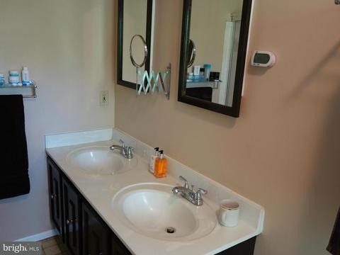 8610 Western Oak Dr, Springfield, VA 22153 photo 19
